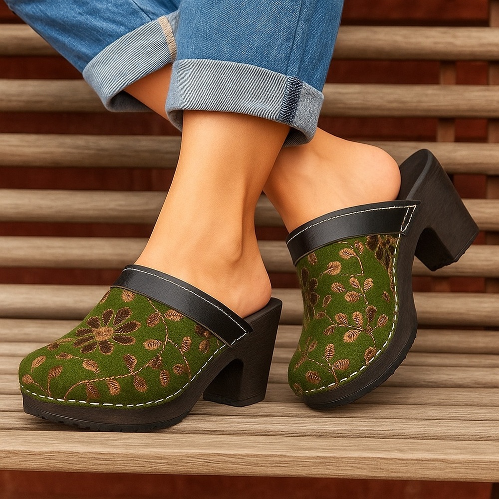 Cape Clogs Womens Mules Shoes Green Wool Slip On Floral Embroidered Round Toe 37